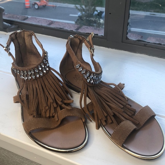 Jessica Simpson brown Fringe sandals - so cute! - Picture 1 of 3